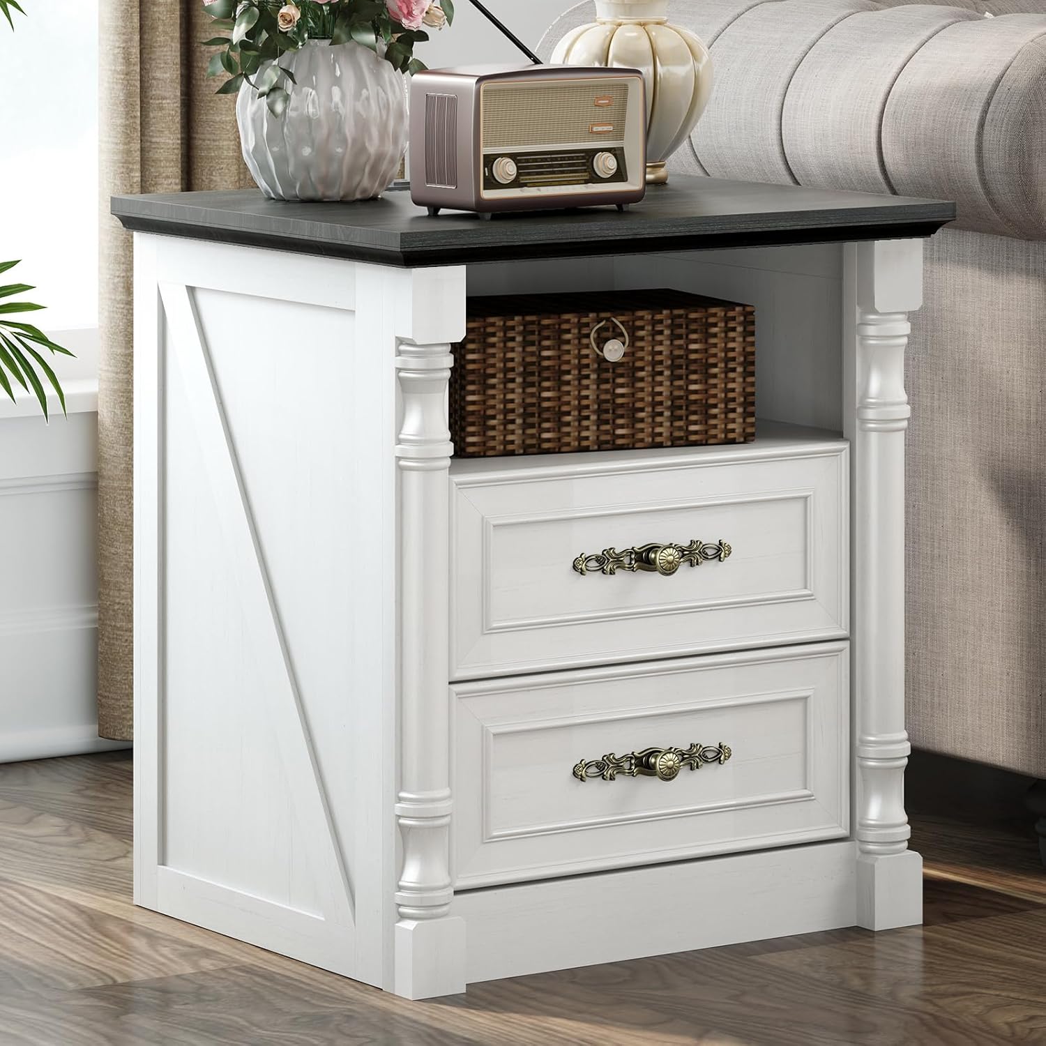 Modern Nightstand with Charging Station, 23.6" Wide Wood Night Stand with 2 Storage Drawers and Curved Edge, Farmhouse Fluted Bedside Table, Bed Side Table, Small End Table for Bedroom, Natural Oak